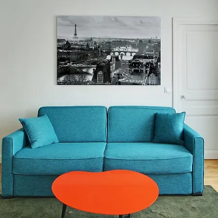 Short Luxembourg Apartamento
