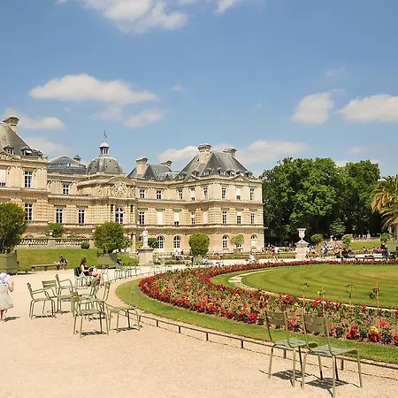 Short Luxembourg Apartamento *